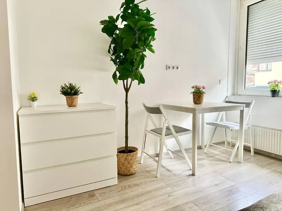 Stylish Schonbrunn Apartments - Free Underground Parking Vienna 0*,  Austria